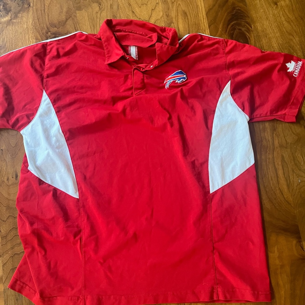 Buffalo Bills Red Polo Shirt with White Accents XL 25-33.  Item 210